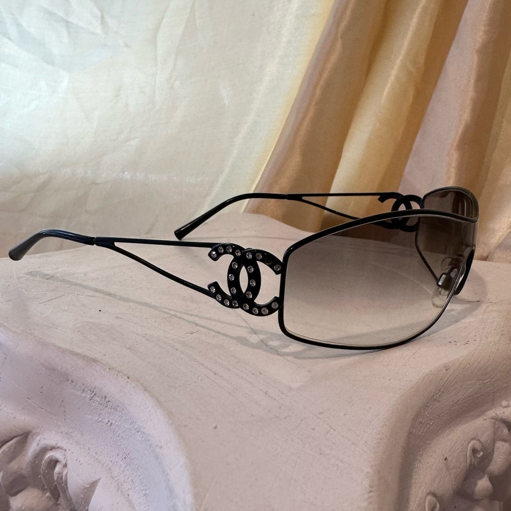Chanel RARE Shield Crystal Studded CC Vintage Y2K Sunglasses - Picture 8 of 17